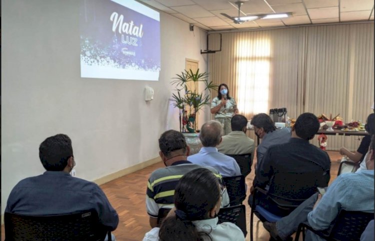 Campanha Natal Luz apresentada aos comerciantes em Manhuaçu