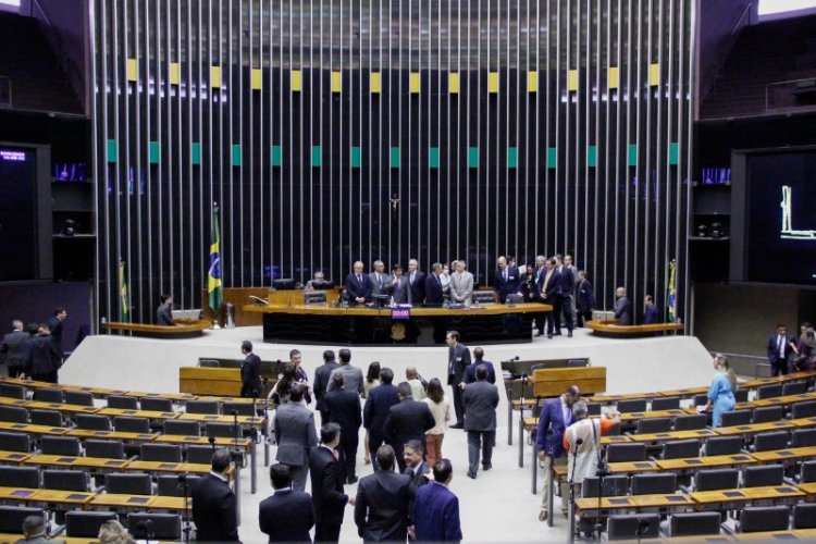 Triângulo e Alto Paranaíba elegem 16 deputados