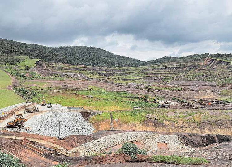 Chuvas ligam alerta para barragens em Minas Gerais