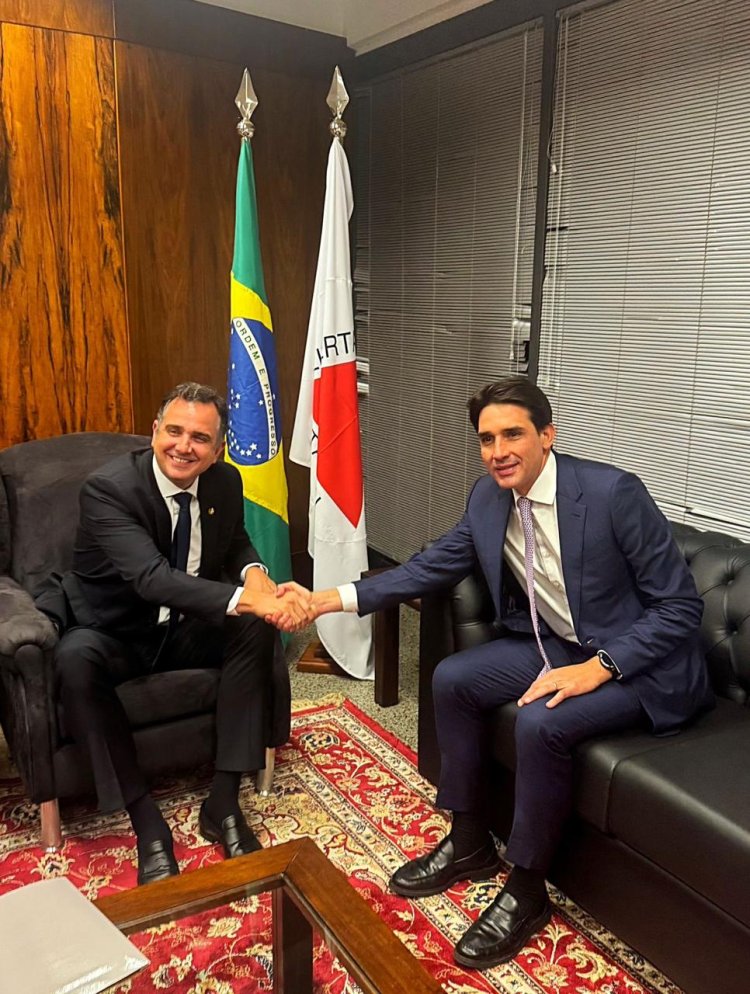Rodrigo Pacheco se reúne com ministro para viabilizar aeroportos em Minas Gerais