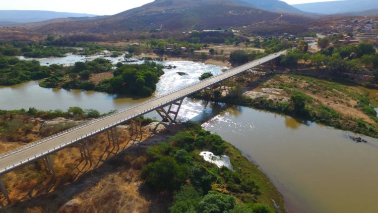 Consumo de água na produção de lítio representa apenas 0,005% da vazão do rio Jequitinhonha, afirma professor da Universidade Federal do Norte do Tocantins