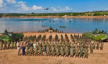 Marinha realiza operação em Furnas