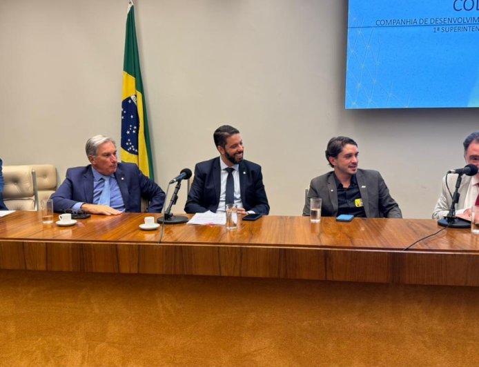 Presidente da AMM articula em Brasília PEC que pode ampliar repasses aos municípios mineiros