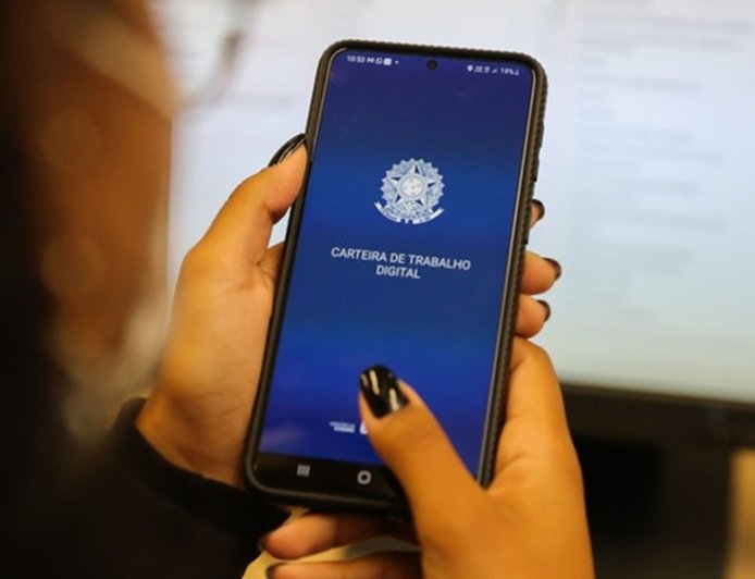 Contratações desaceleram em Minas