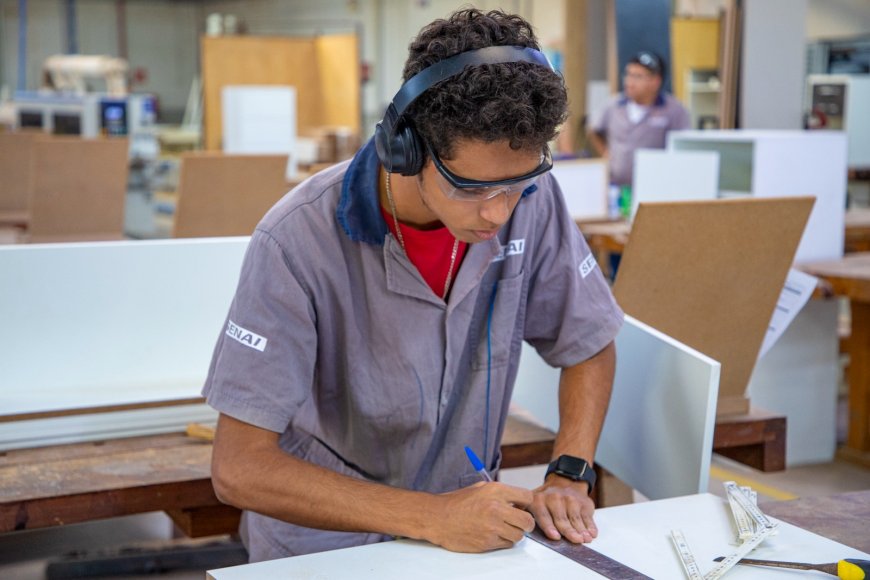 Mais de 90% de chance de emprego: o atrativo que está conquistando os jovens da Geração Z de MG