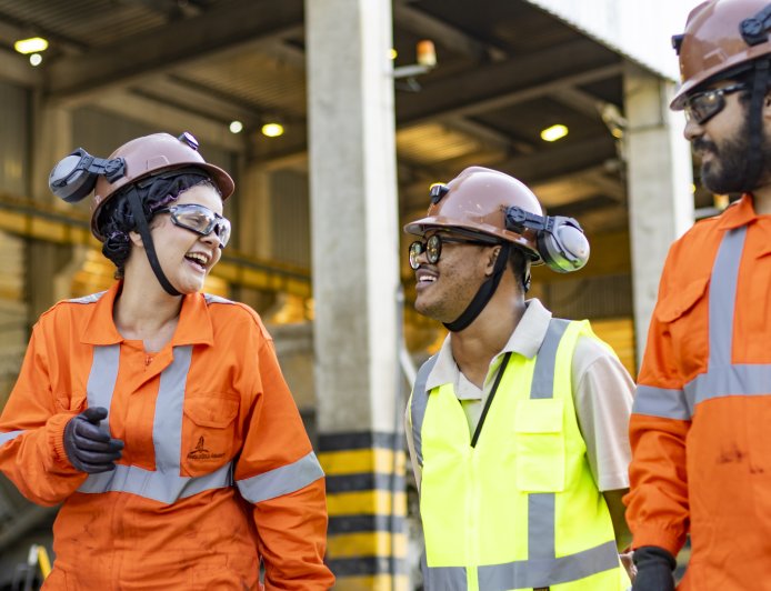 AngloGold Ashanti abre inscrições para Programa PRÓ+ voltado à qualificação de mulheres e pessoas com deficiência