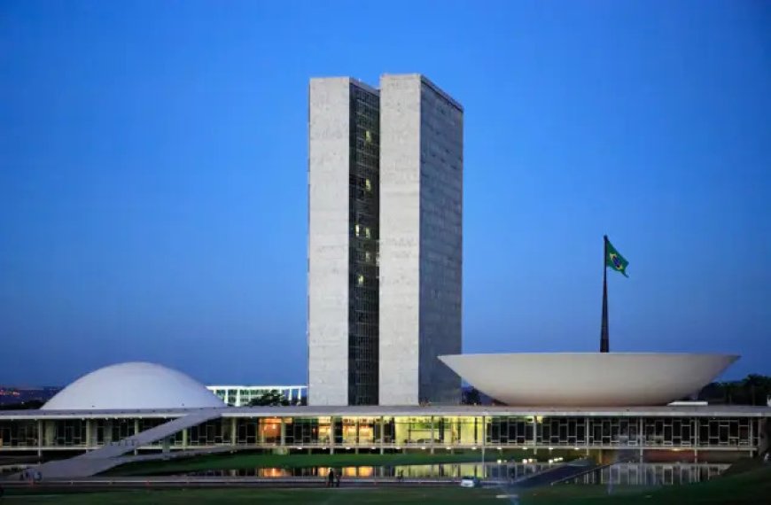 MOBILIZAÇÃO EM BRASÍLIA: PREFEITOS MINEIROS QUEREM BARRAR PAUTAS BOMBA E APROVAR ADICIONAL DO FPM