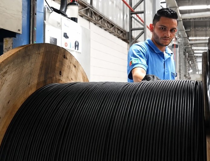 Sul de Minas amplia fábrica de cabos ópticos