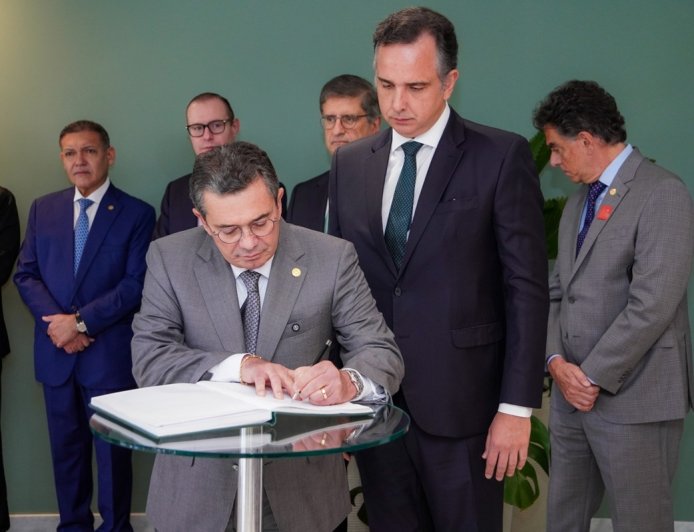 Pacheco assume cargo no TCU e afirma que diálogo institucional fortalece as instituições